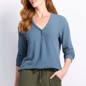 PALE SKY Francine Long Sleeve V Neck Knit Top Blue Medium NWT STITCH FIX
